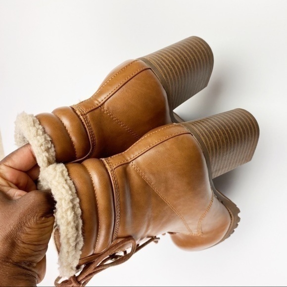 Cognac brown booties with Sherpa lining trim - Picture 8 of 16